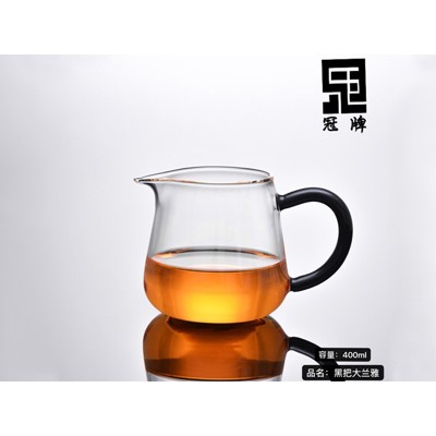黑把大兰雅