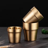 简约啤酒杯8